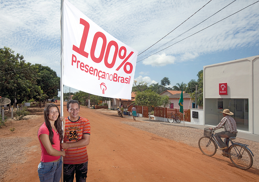 Ao atingir 100% dos municípios brasileiros, banco adota, em 2009, o posicionamento “Presença”
