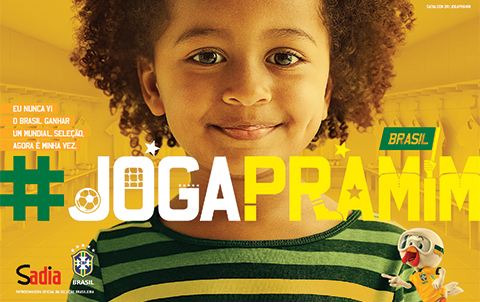 Em 2013, passa a patrocinar a Seleção Brasileira e lança a campanha “Joga pra mim”, visando a Copa do ano seguinte